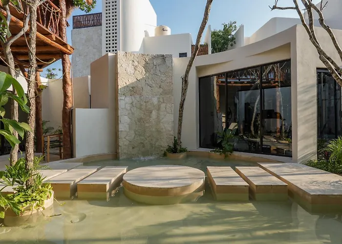 Holiday home Divine House With Private Roof And Pool Only 1km From The *